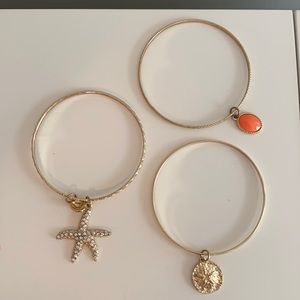 Set of 3 Gold Beachy Bangles!